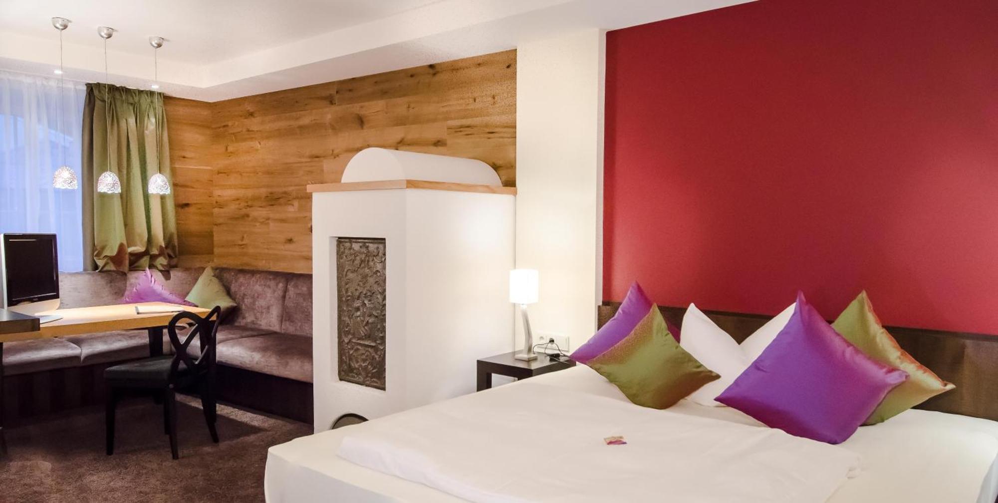 Hotel Post Burghausen Bagian luar foto